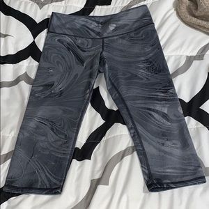 Alo yoga crop leggings